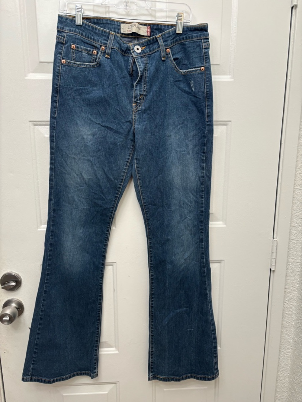 Levi's 519 Women's Blue Low Flare Jeans